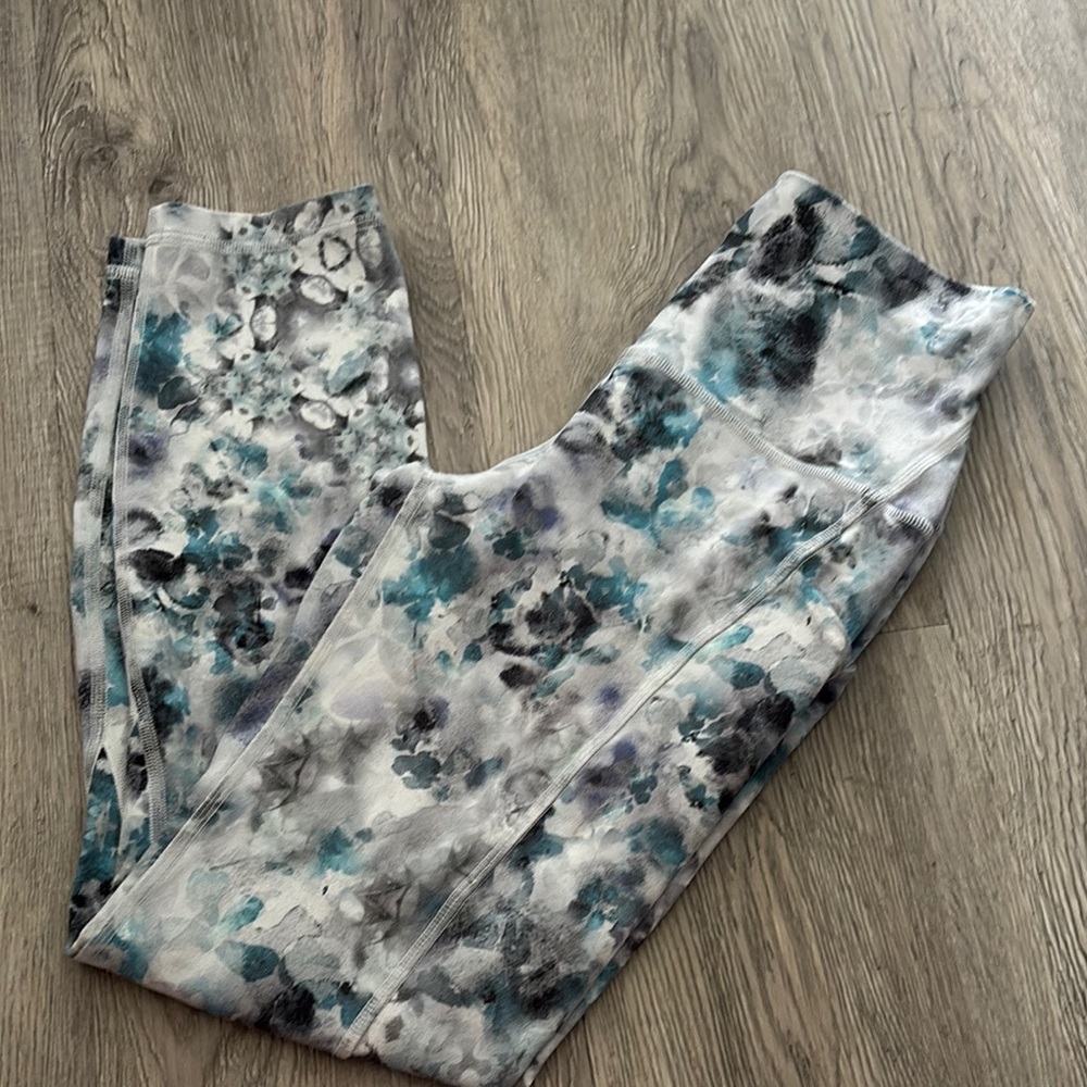 LuLuLemon Abstract Patterned Leggings